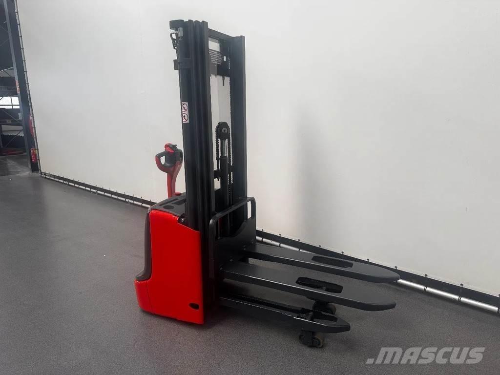 Linde L 12 I Apiladores eléctricos