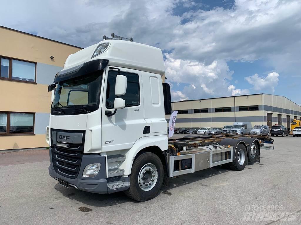DAF CF 530 6x2 + BDF Camiones portacontenedores