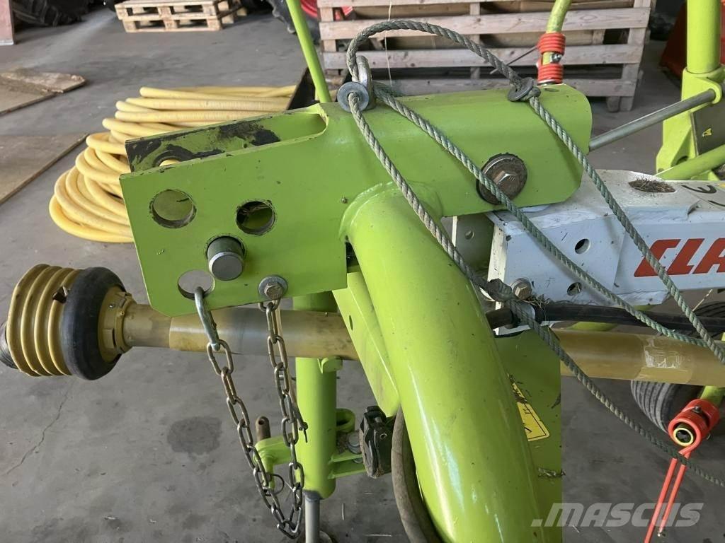 CLAAS VOLTO 64 Rastrillos y henificadores