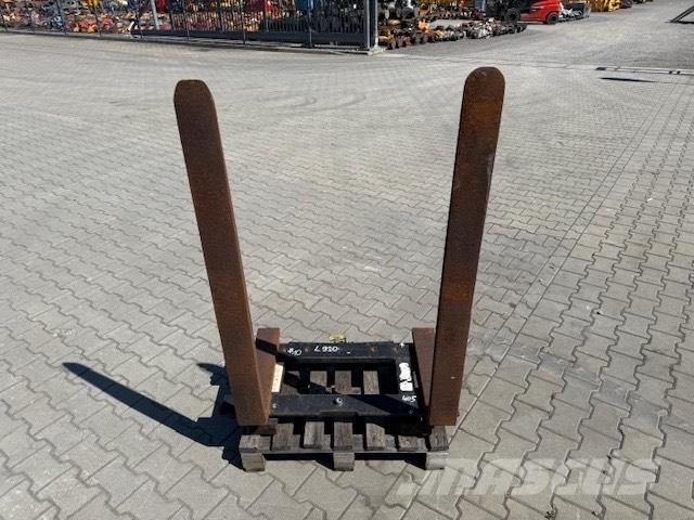 Volvo USED FORKS Uñas para carretilla