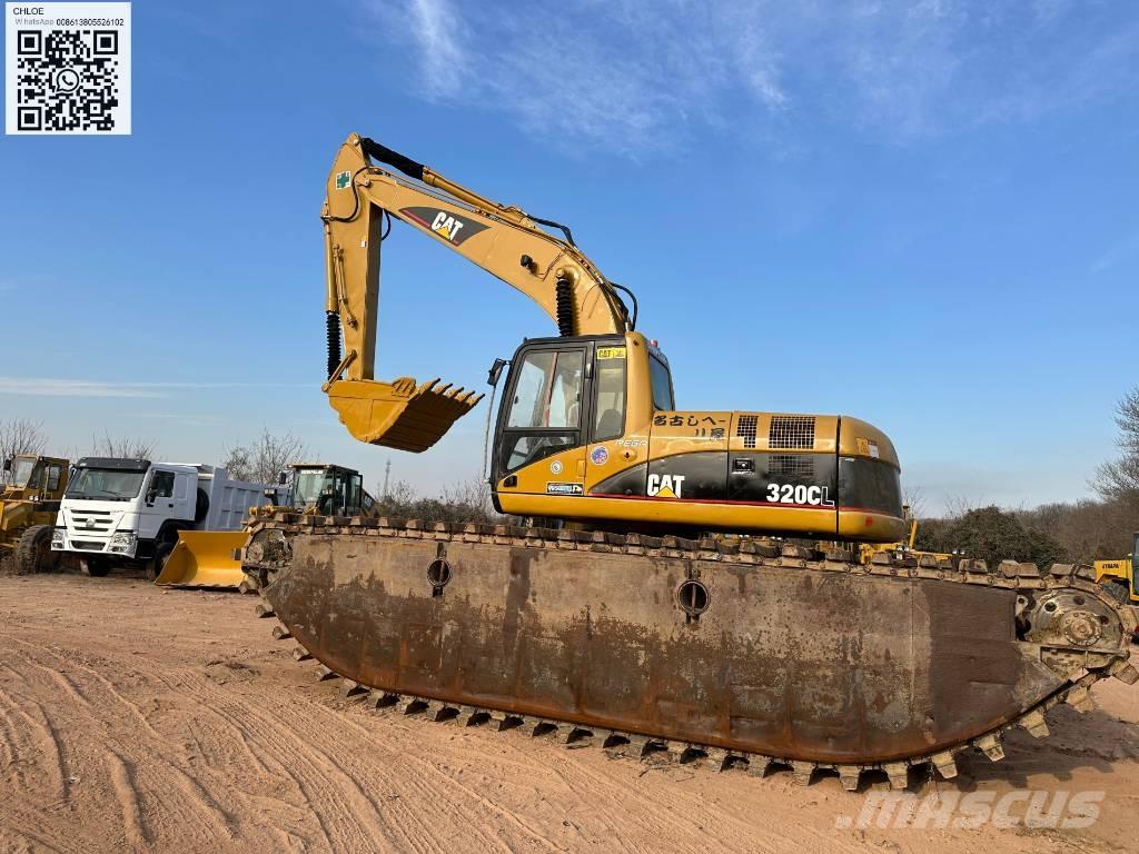 CAT 320CL Excavadoras anfibio