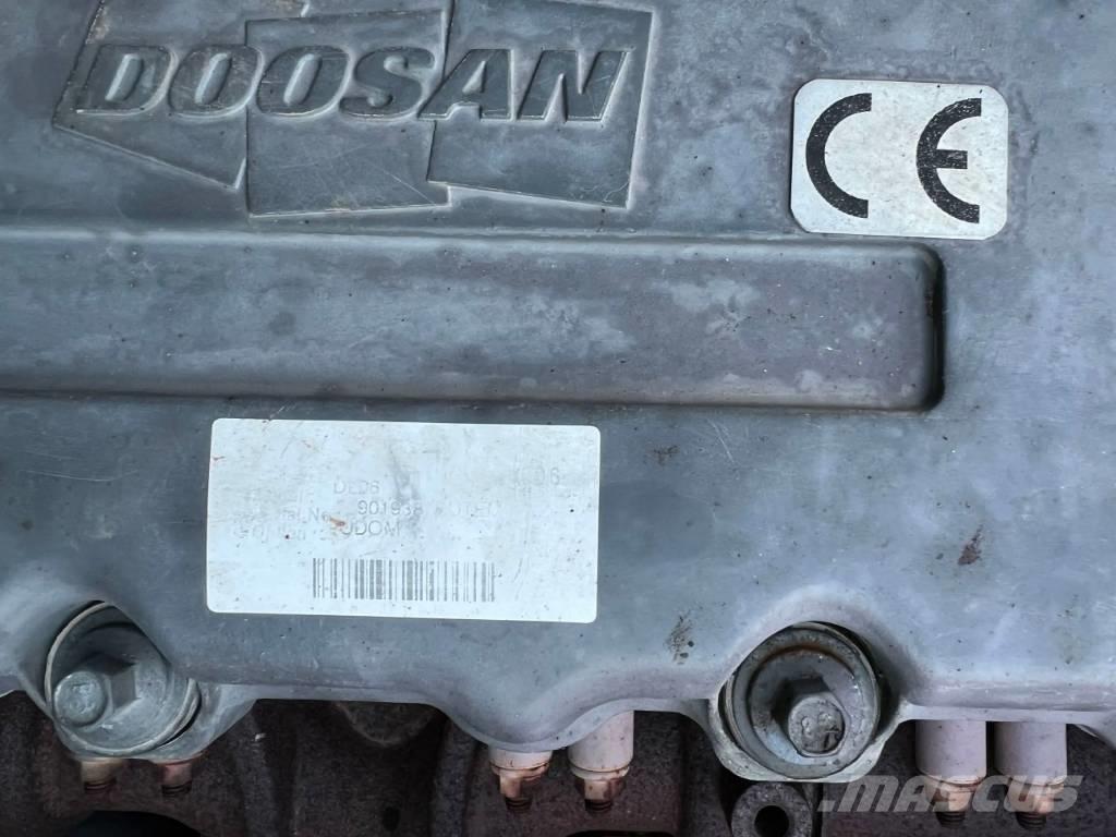 Doosan DX170W Excavadoras de ruedas