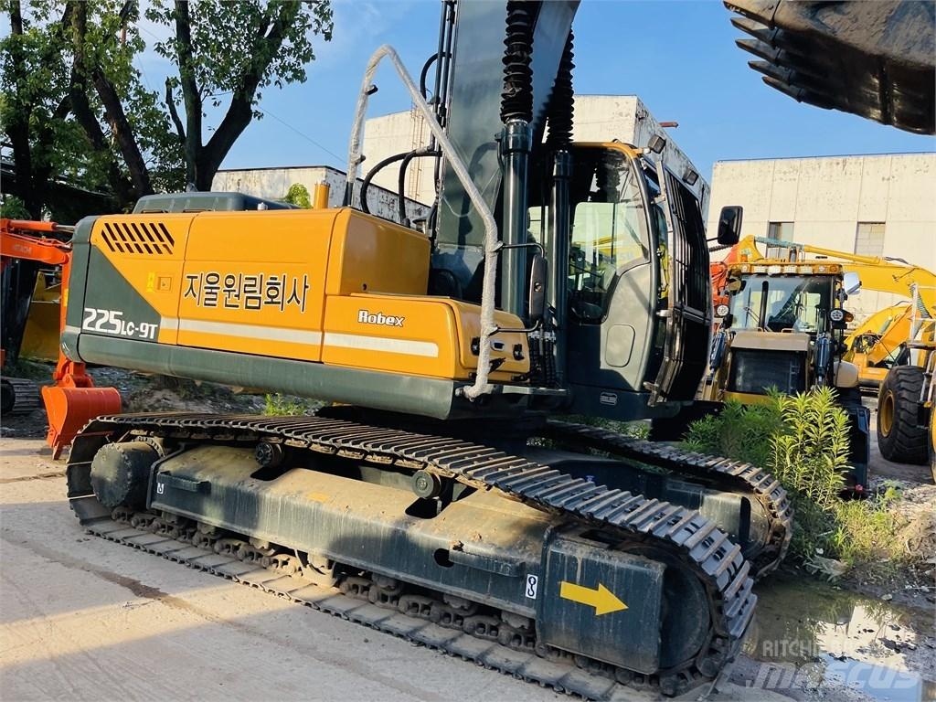 Hyundai 225 lc 9t Excavadoras de cadenas