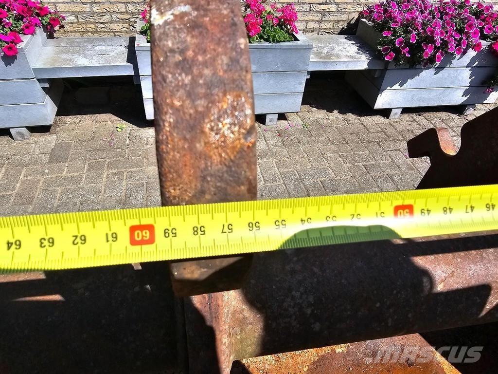  C. Klein Slotenbak Cucharones