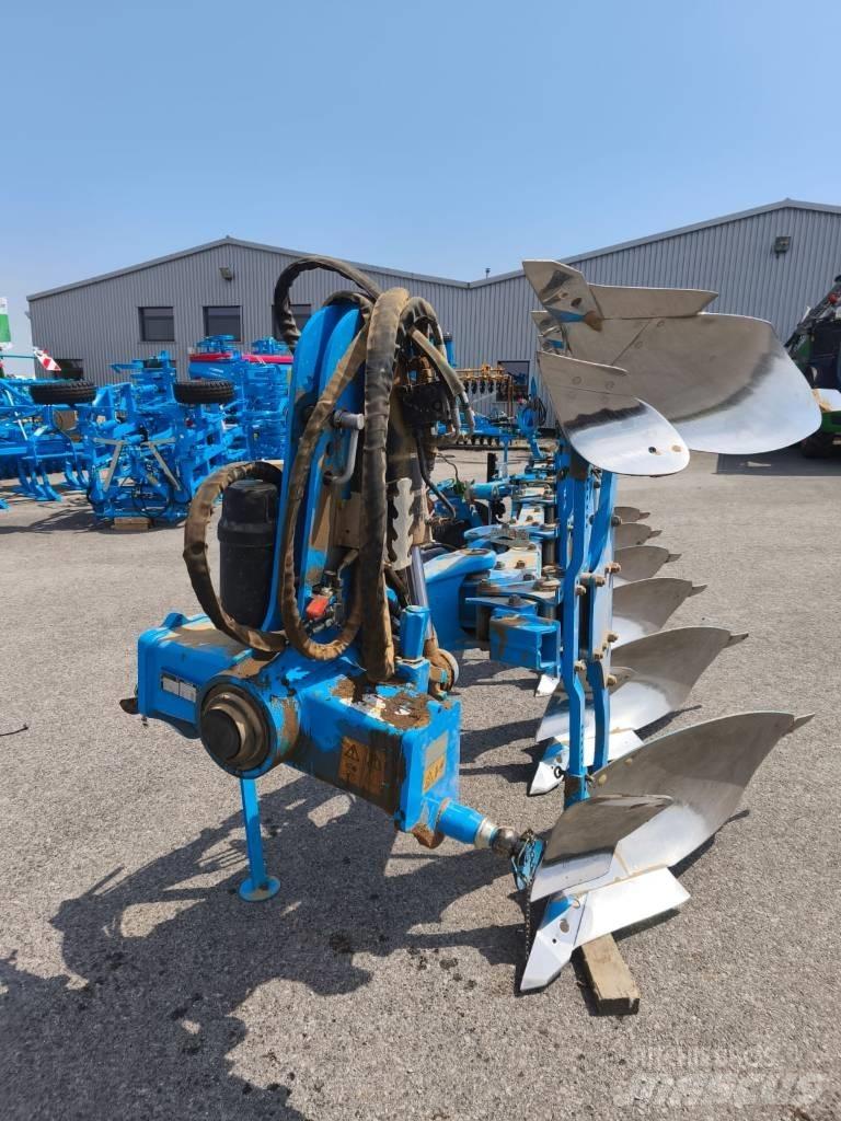 Lemken Juwel 7 Arados reversibles suspendidos