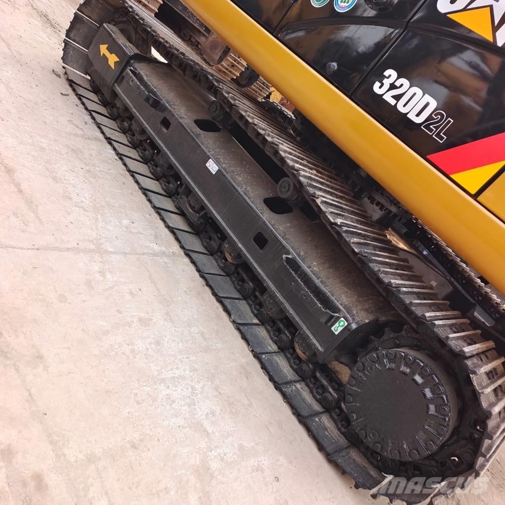 CAT 320 D2L Excavadoras de cadenas