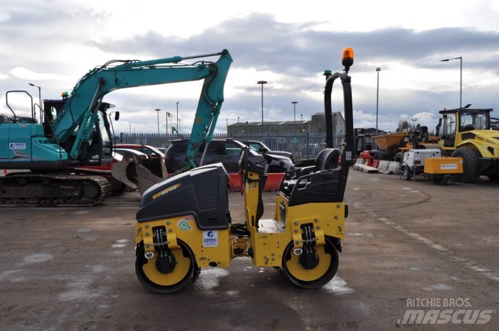 Bomag BW 80 AD-5 Rodillos de doble tambor