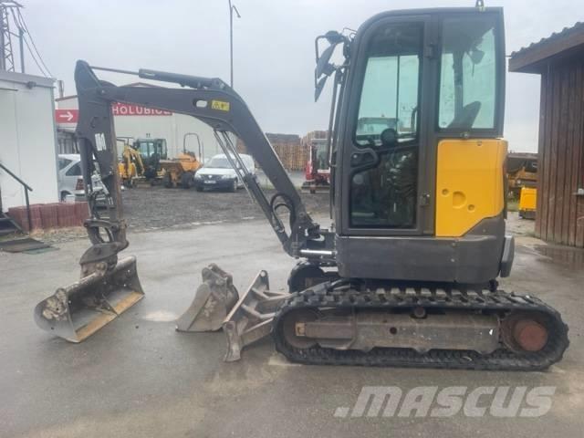 Volvo ECR 25 D Mini excavadoras < 7t