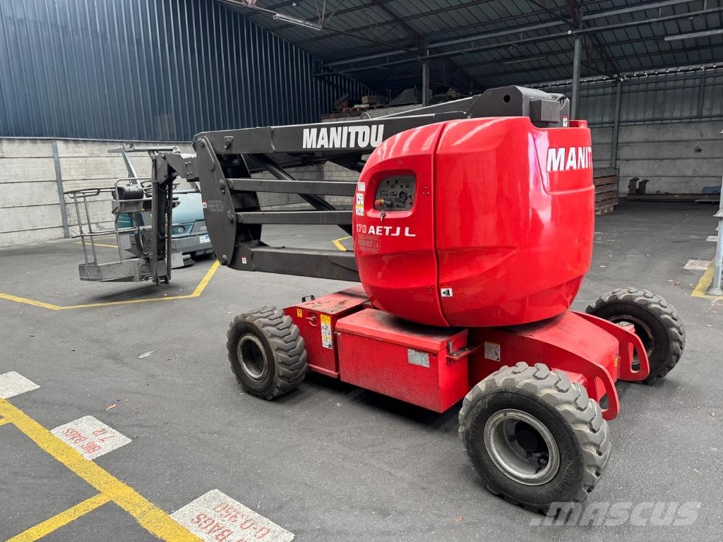 Manitou 170AETJL Plataforma de trabajo articulada
