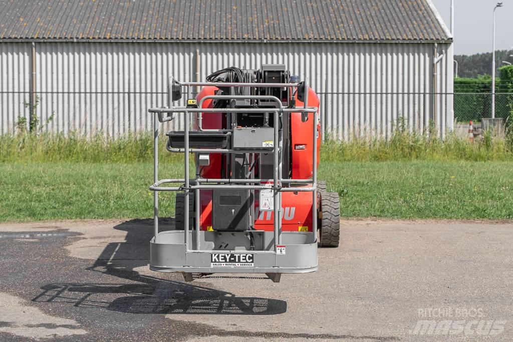 Manitou 170 AETJL Plataforma de trabajo articulada