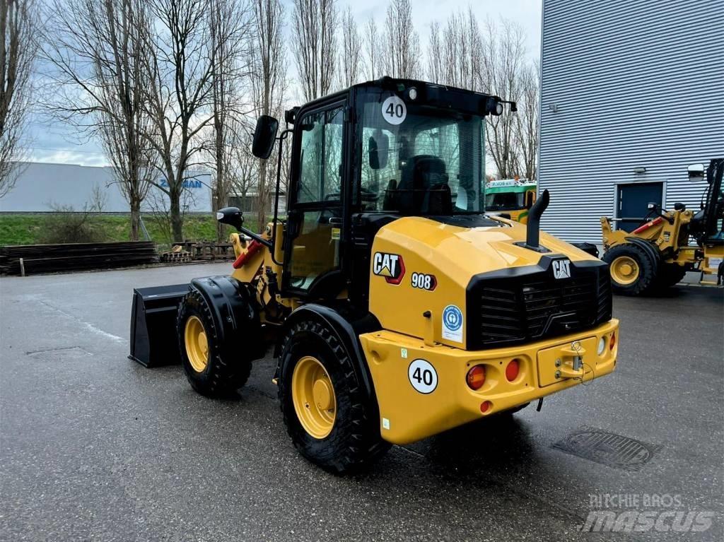 CAT 908 Cargadoras sobre ruedas