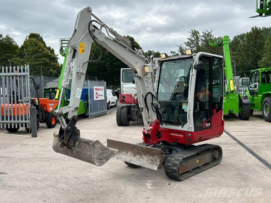 Takeuchi TB 230 Mini excavadoras < 7t