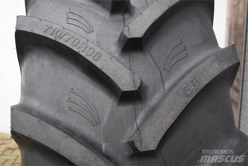  710/70R38 ***GRI*** Neumáticos, ruedas y llantas