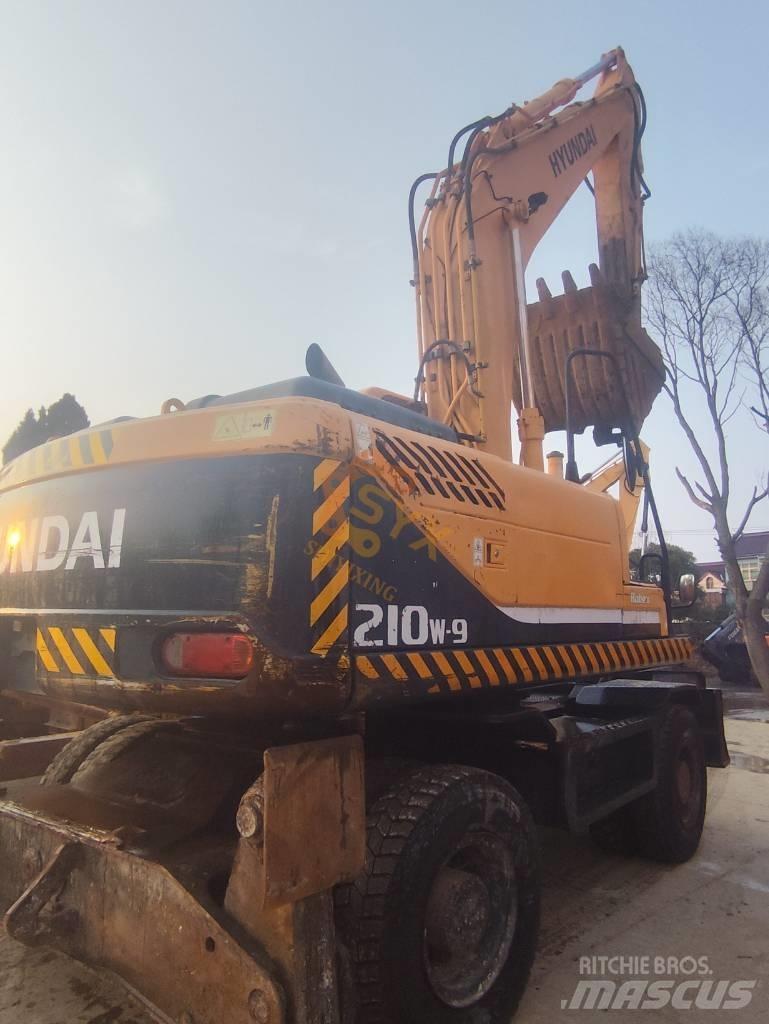 Hyundai 210W-9 Excavadoras de ruedas