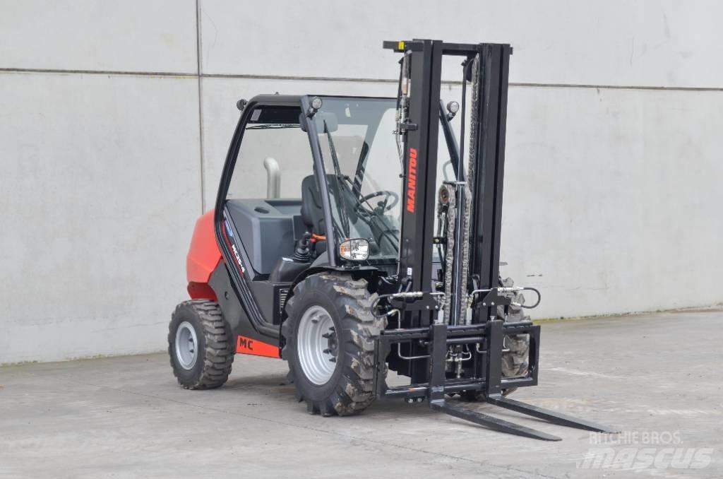 Manitou MC 25-4 Carretillas diesel