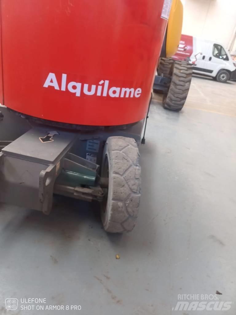 JLG E 300 AJP Plataforma de trabajo articulada