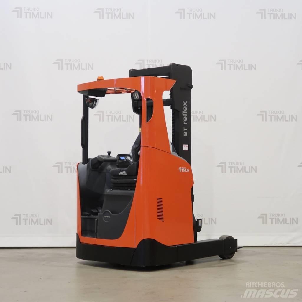 BT RRE160H Carretillas retráctiles