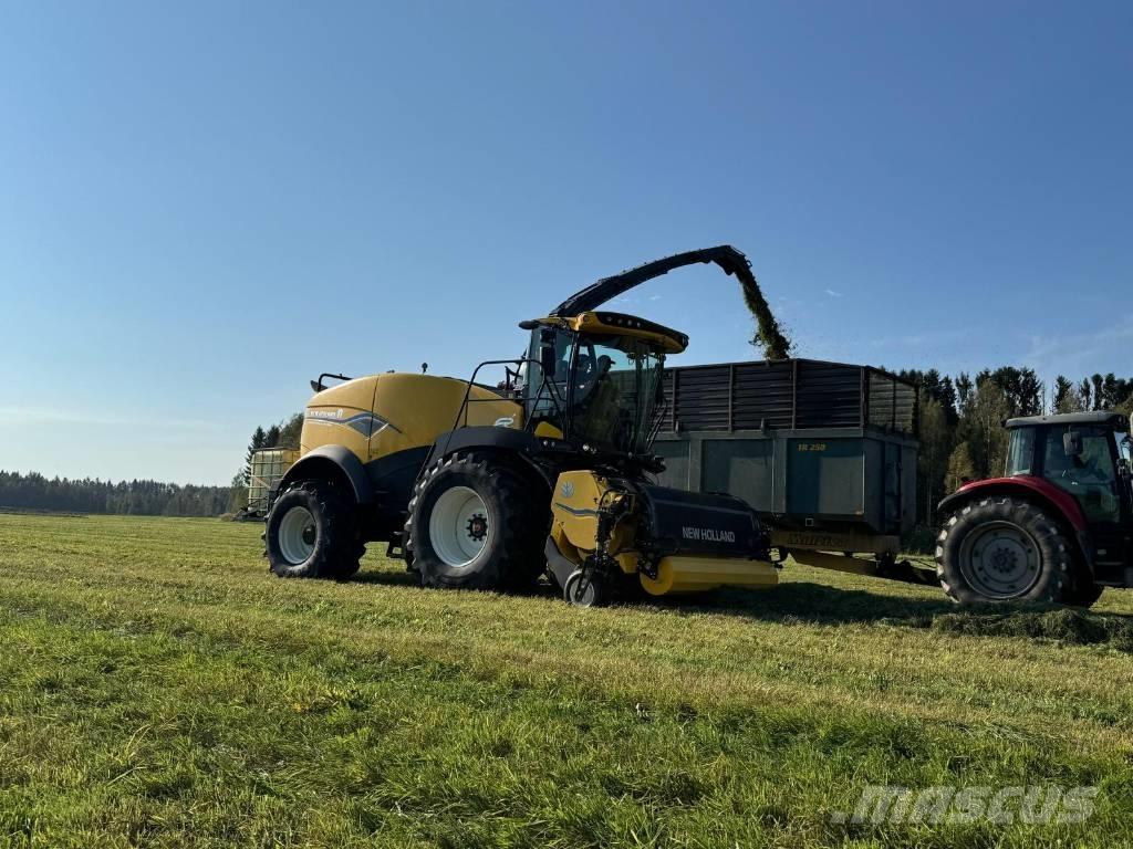 New Holland FR 550 Picadoras de forraje autopropulsadas