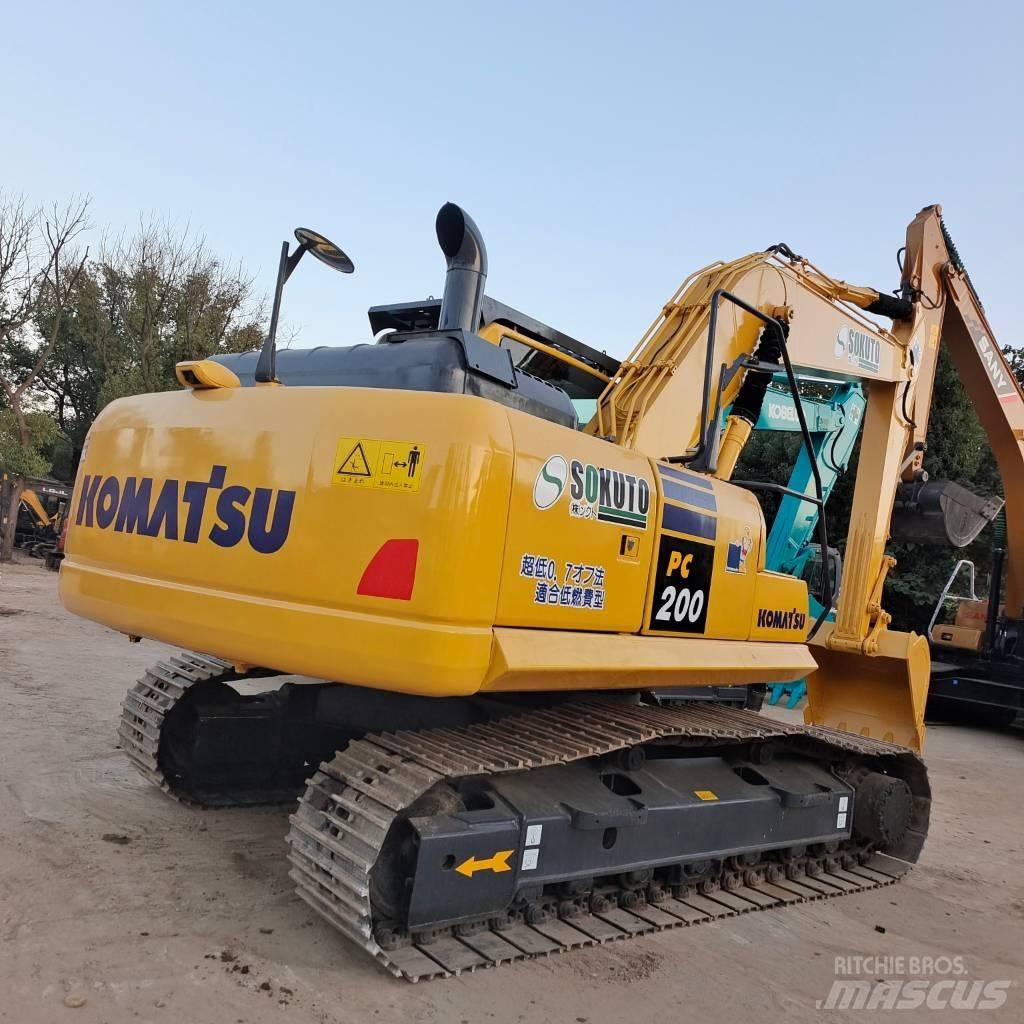 Komatsu PC 200-8 Excavadoras de cadenas