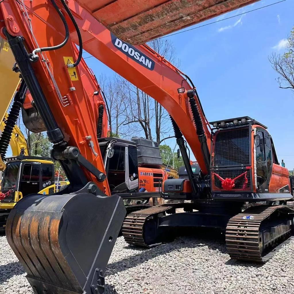 Doosan DX 225 LC Excavadoras de cadenas