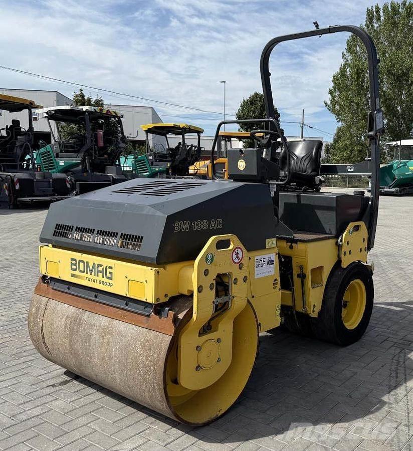 Bomag BW 138 AC Rodillos combinados