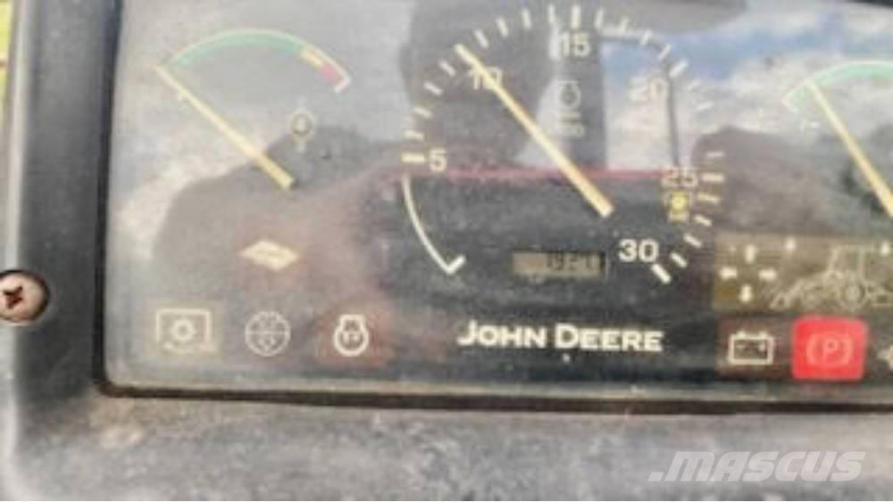 John Deere 110 Retrocargadoras