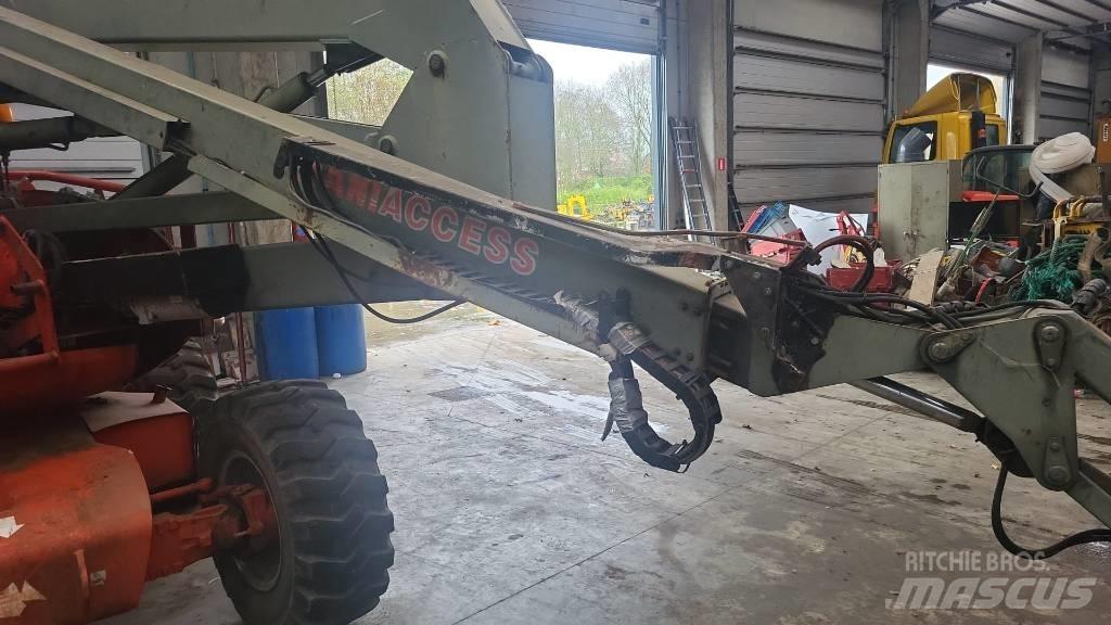 Manitou 165 ATJ Plataforma de trabajo articulada