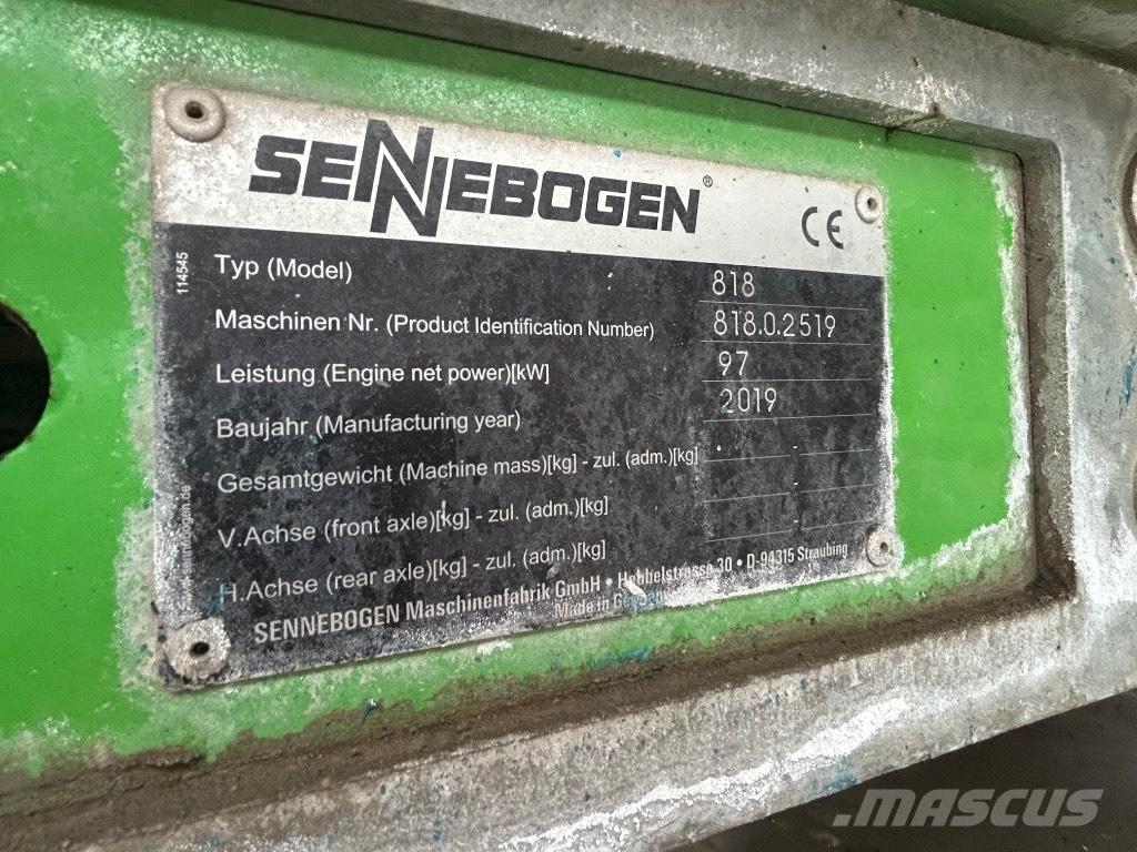 Sennebogen 818 Excavadoras de manutención