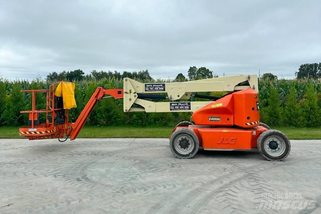 JLG E 450 AJ Plataforma de trabajo articulada