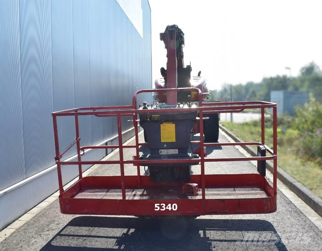 JLG 1250 AJP Articulated boom lifts