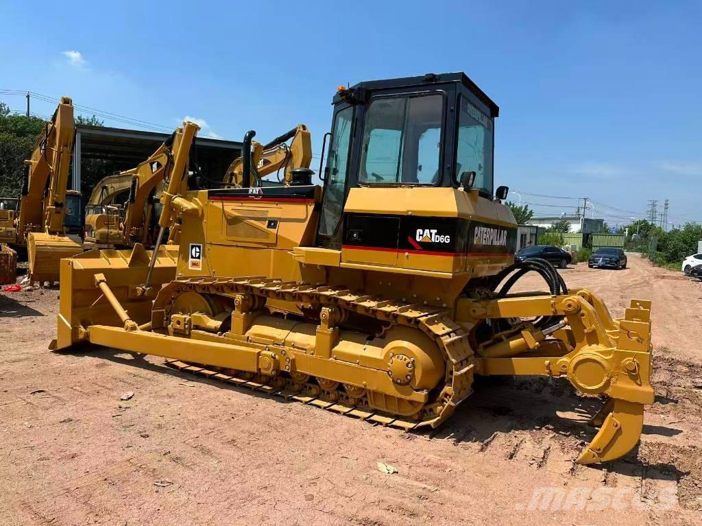CAT D 6 G Buldozer sobre oruga