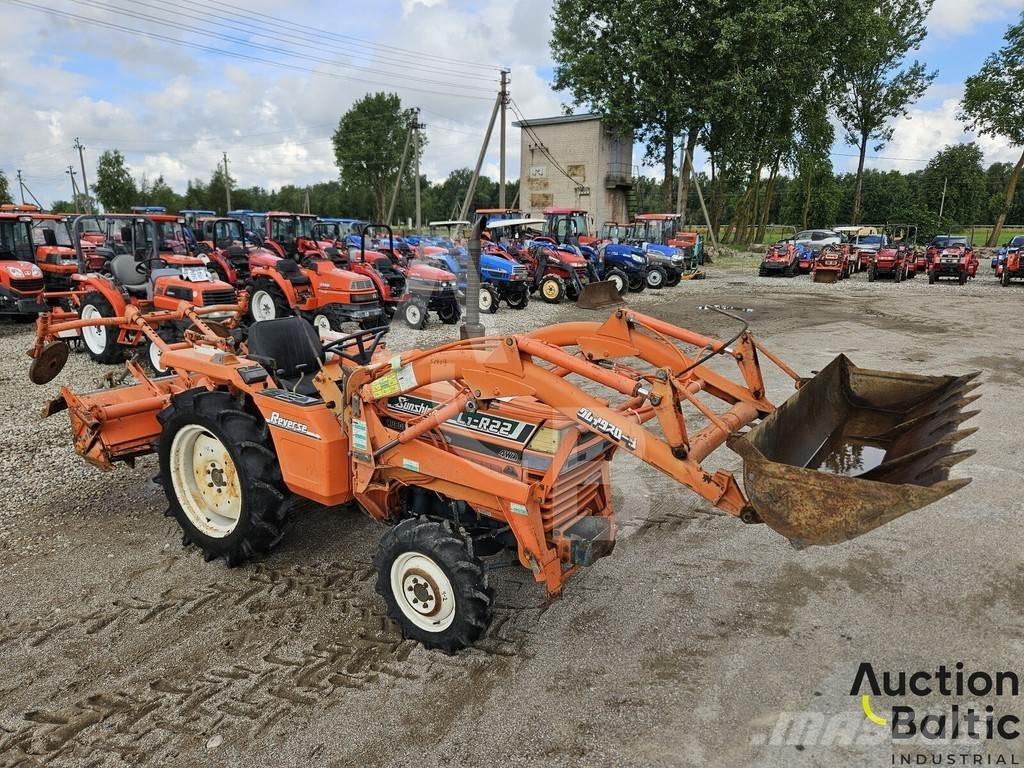 Kubota L1-R22 Tractores