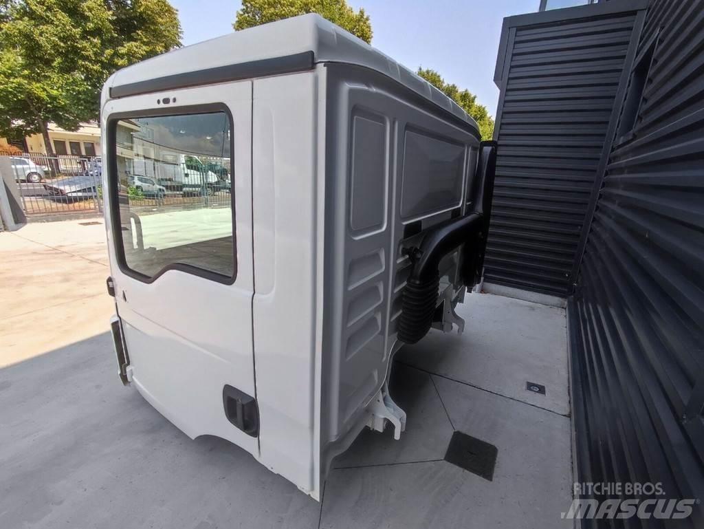 MAN TGL TGM Cabinas e interior