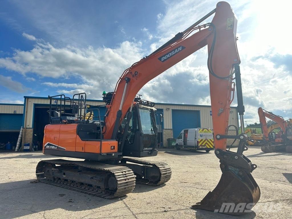 Doosan DX140 LC-7 Excavadoras de cadenas