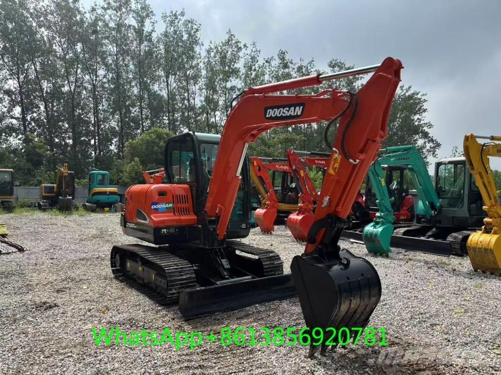Doosan DX 60 Mini excavadoras < 7t