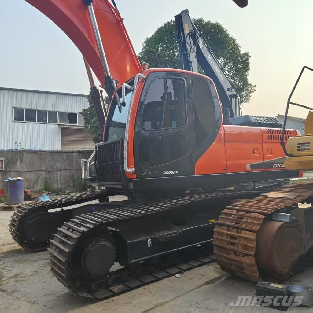 Doosan DX 300 LC Excavadoras de cadenas