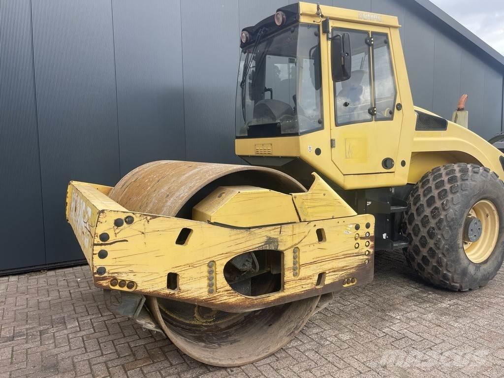 Bomag Bw 213 Rodillos sobre neumáticos