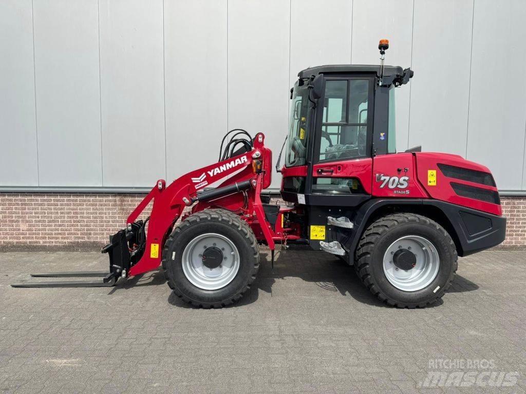 Yanmar V70 Cargadoras sobre ruedas