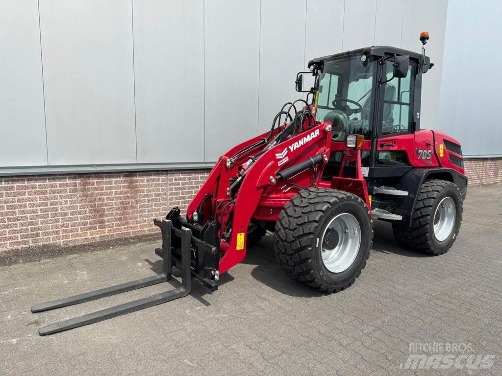 Yanmar V70 Cargadoras sobre ruedas