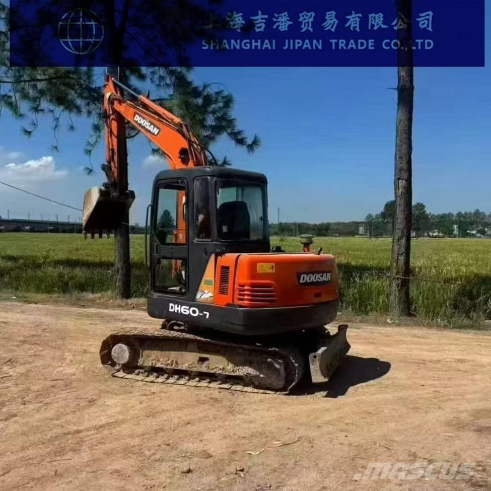 Doosan DH 60 Mini excavadoras < 7t