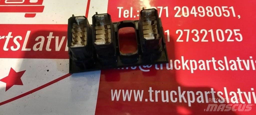 Scania R 420.   1741914 Cabinas e interior