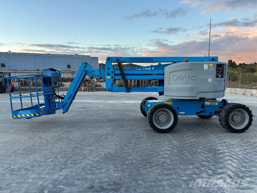 Genie Z 45/25 RT Plataforma de trabajo articulada
