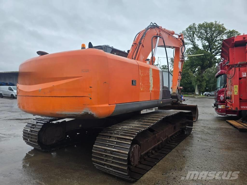 Hitachi ZX 210 Excavadoras de cadenas
