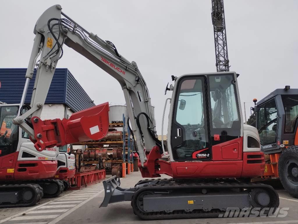 Takeuchi TB 250 2 Mini excavadoras < 7t