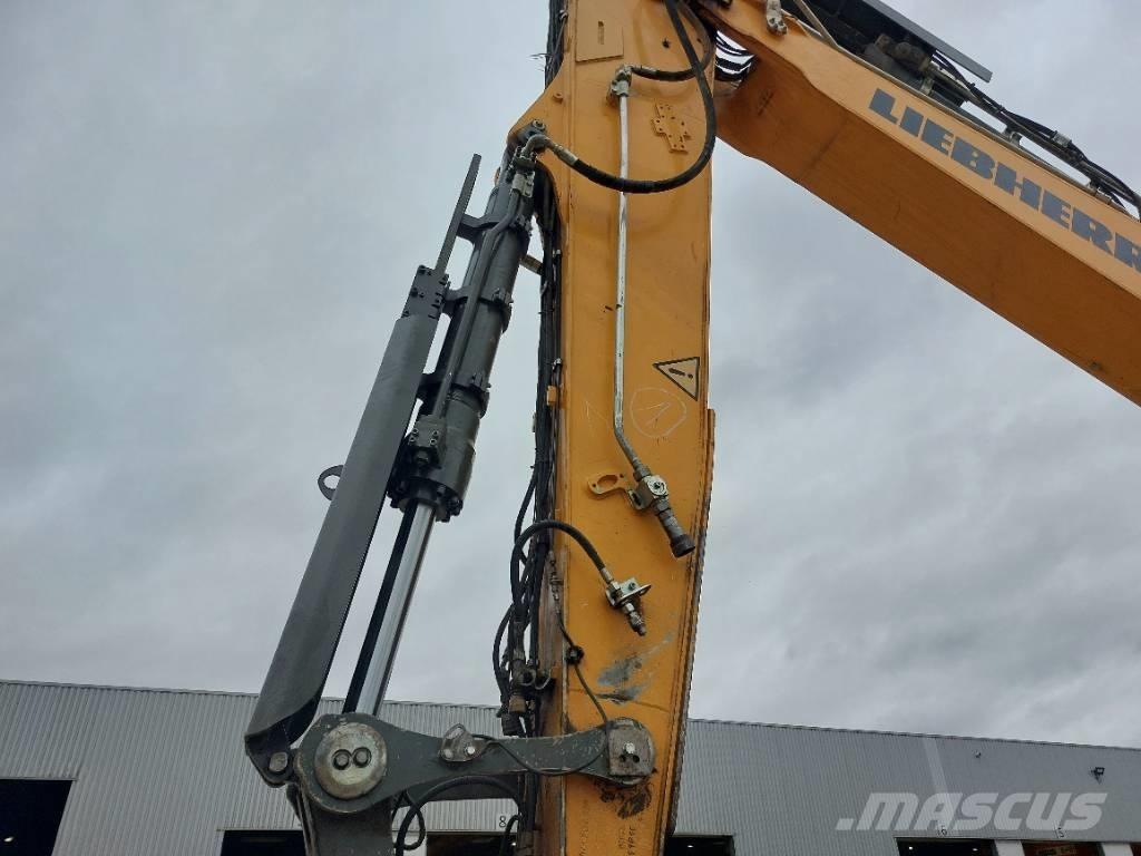 Liebherr R936LC Excavadoras de cadenas