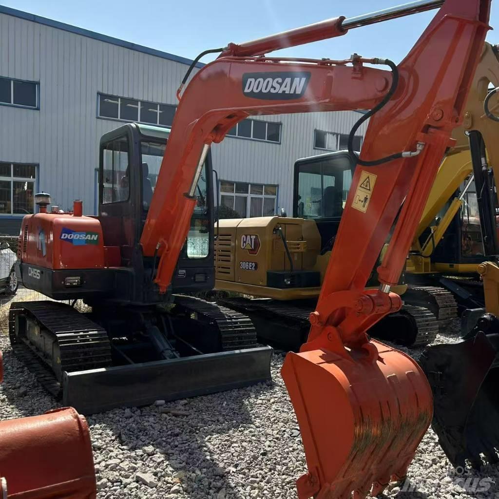 Doosan 55 Excavadoras de cadenas