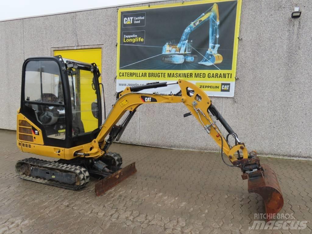CAT 301.7 D Mini excavadoras < 7t