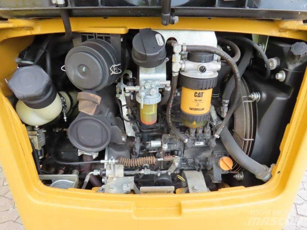 CAT 301.7 D Mini excavadoras < 7t