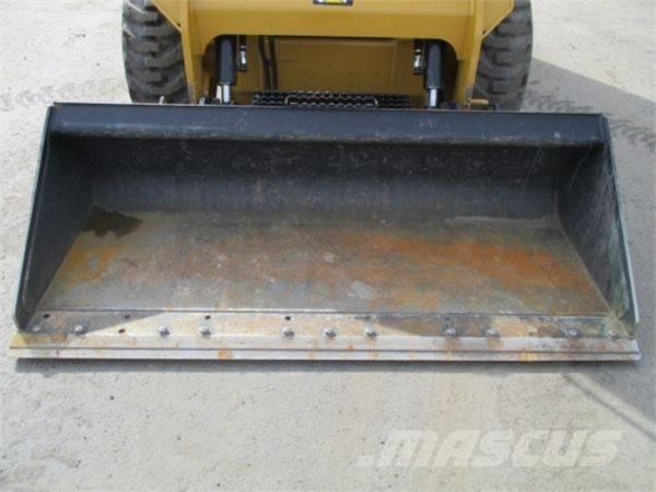 CAT 236 D Minicargadoras