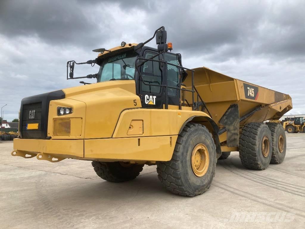 CAT 745 Dúmpers articulados